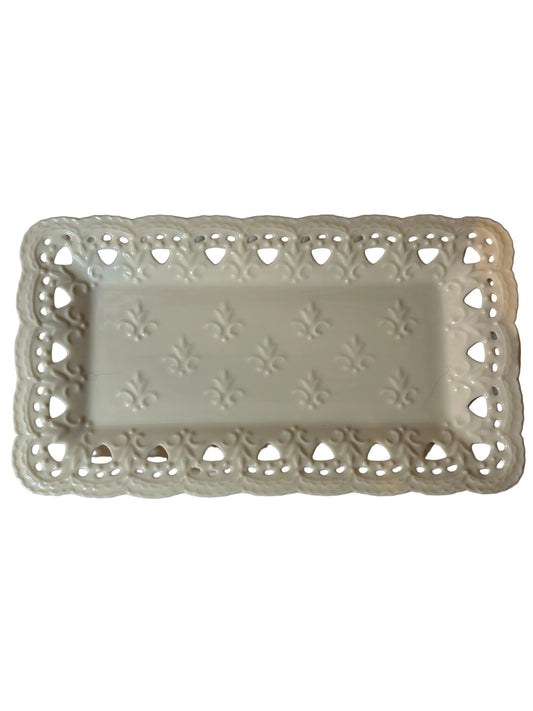 Cream Ceramic Lace-Edge Serving Set — Tray, Plate & Dish